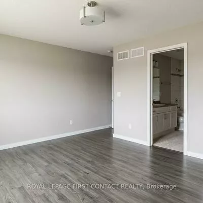 17, Cheltenham, Georgian Drive, Barrie