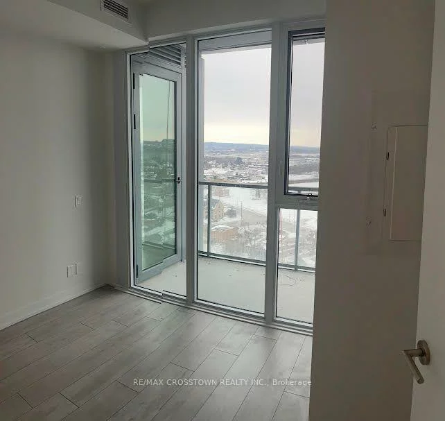 39, Mary, City Centre, Barrie