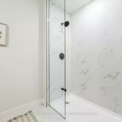 145, Clapperton, Wellington, Barrie