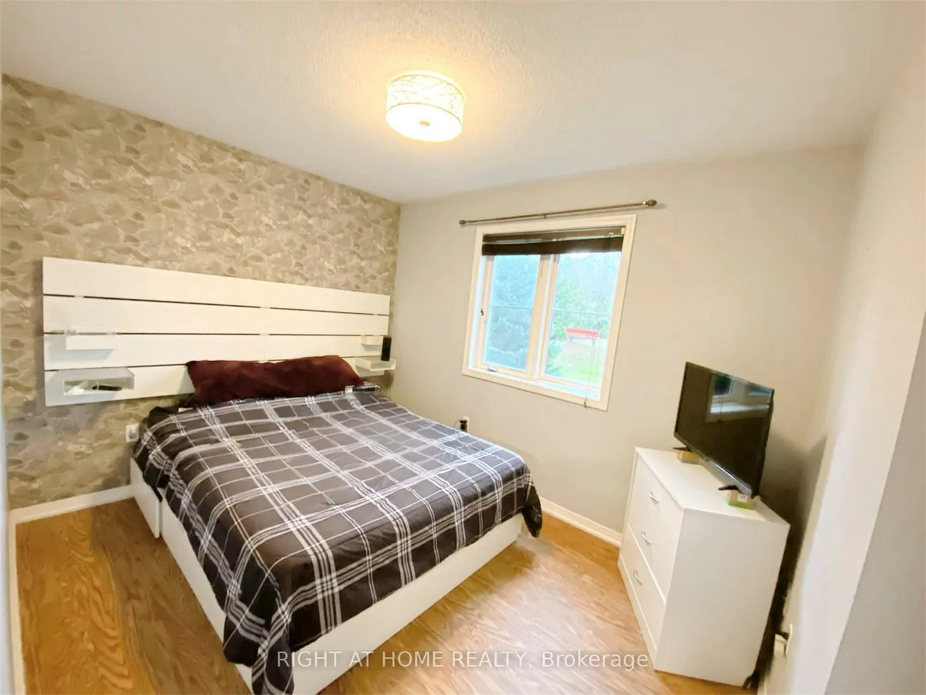 13, Cheltenham, Georgian Drive, Barrie