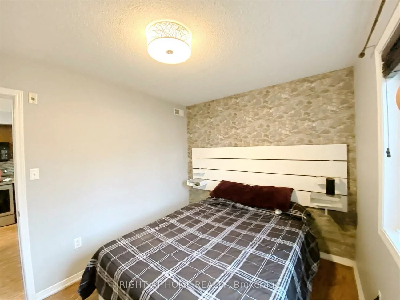 13, Cheltenham, Georgian Drive, Barrie