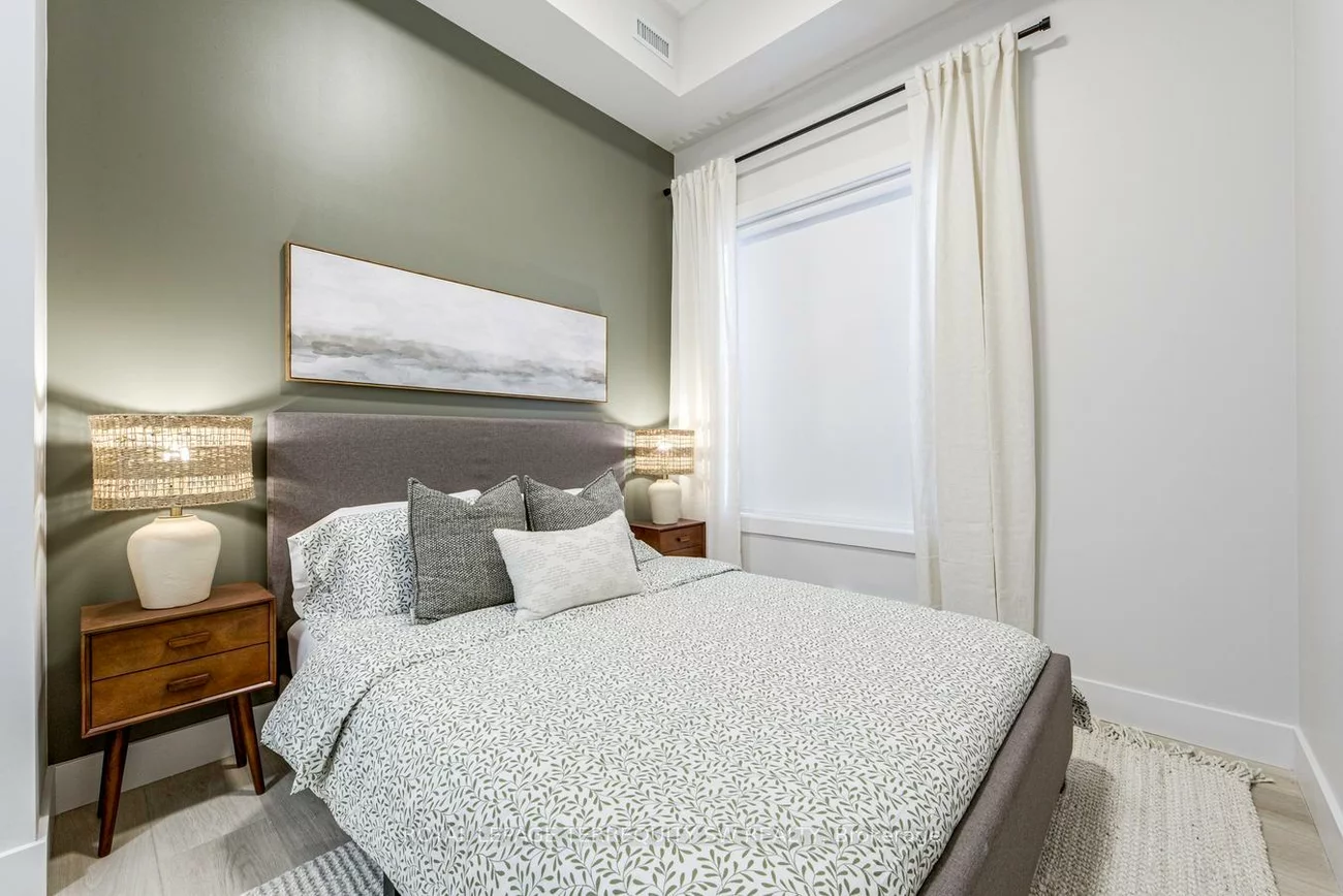 145, Clapperton, Wellington, Barrie