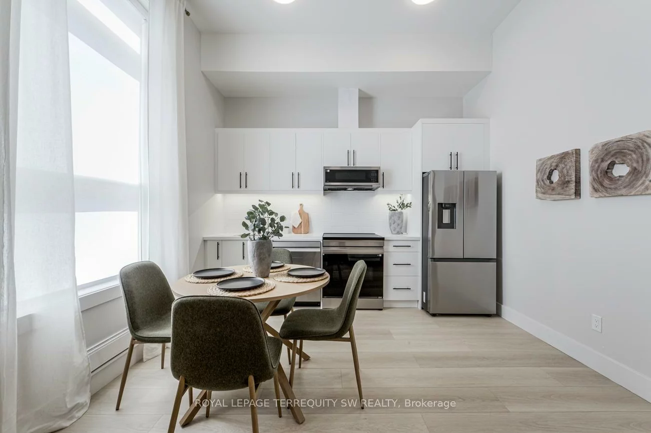 145, Clapperton, Wellington, Barrie