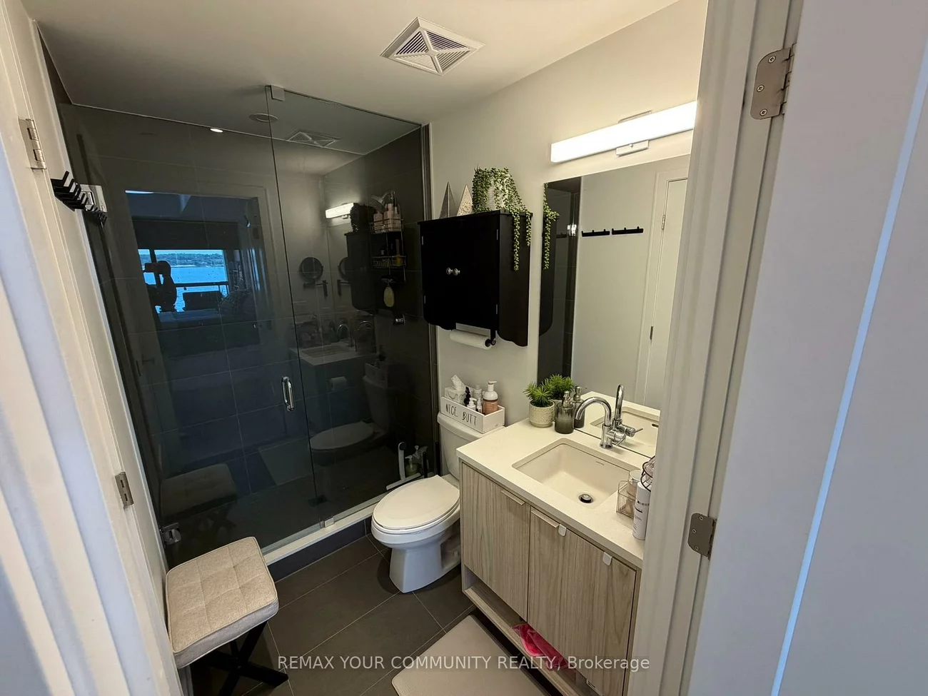 185, Dunlop, Lakeshore, Barrie