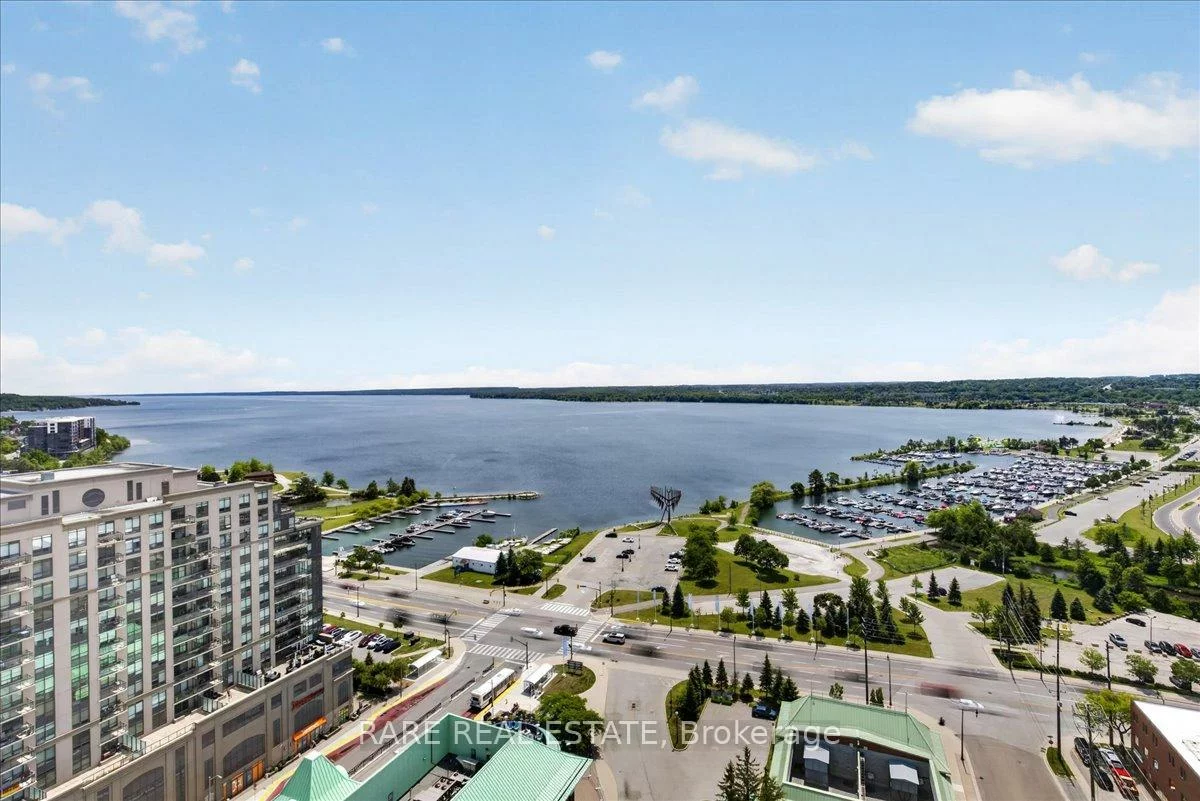 39, Mary, City Centre, Barrie
