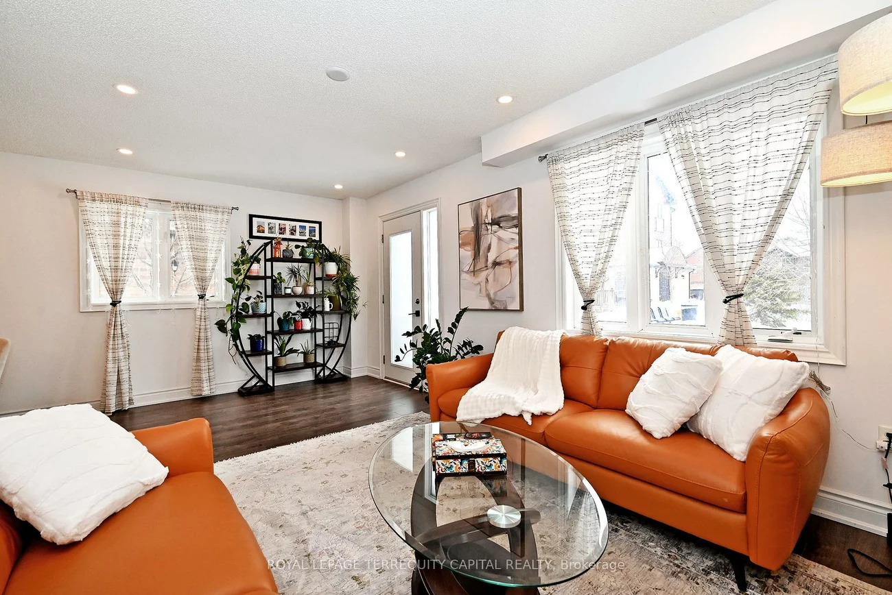 31, Madelaine, Painswick South, Barrie