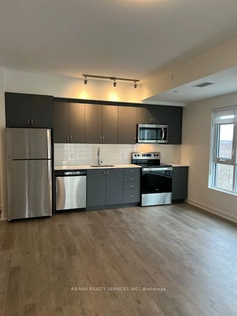 56, Lakeside, Little Lake, Barrie