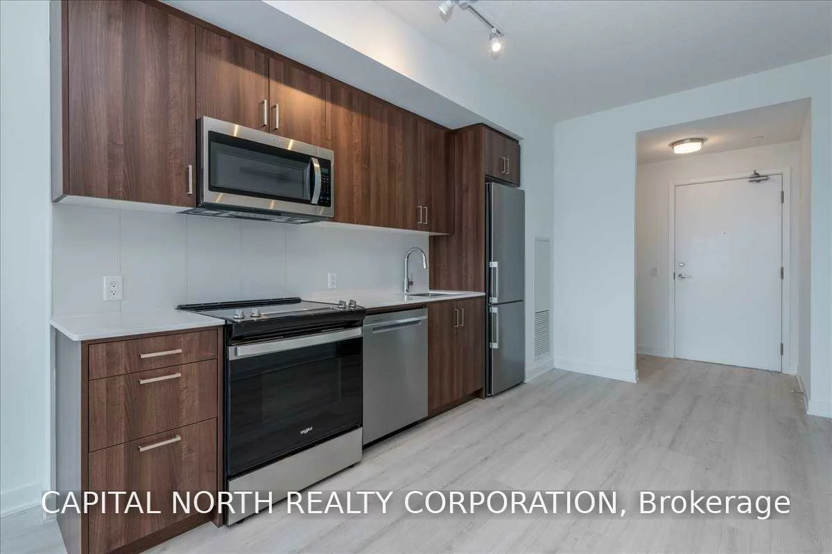 681, Yonge, Painswick South, Barrie