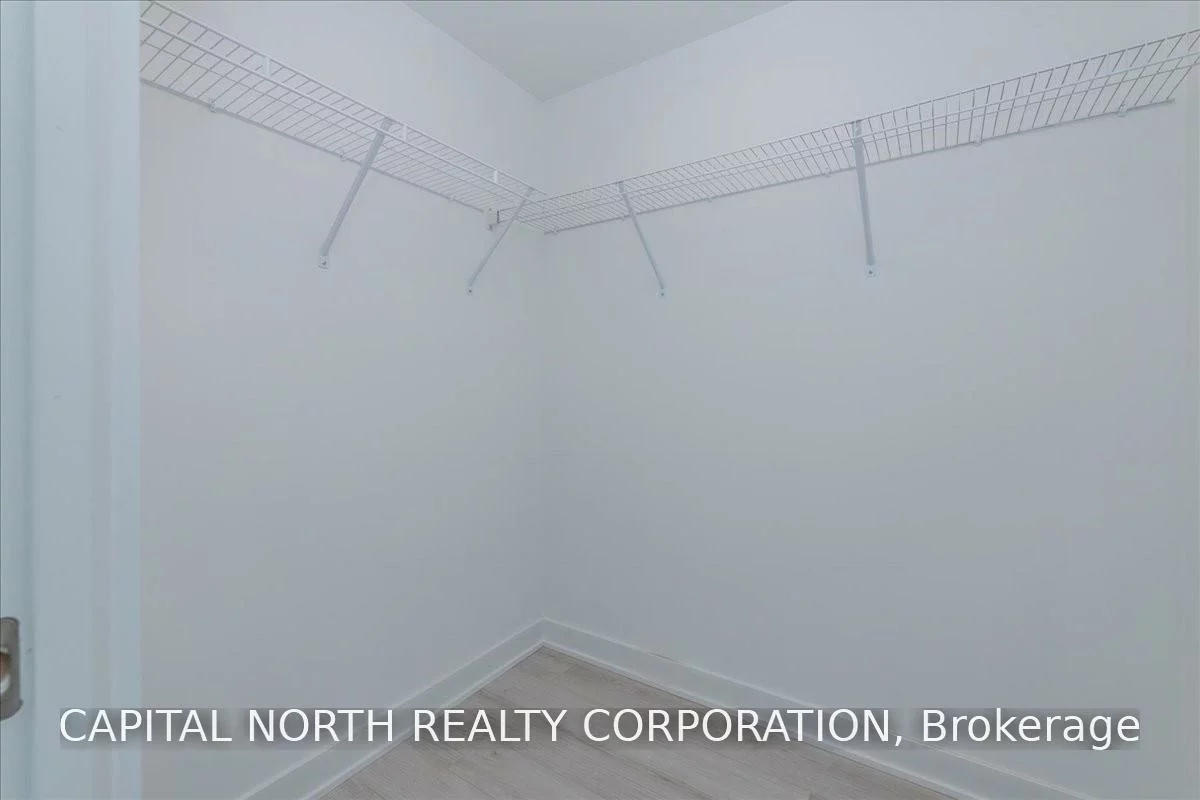 681, Yonge, Painswick South, Barrie