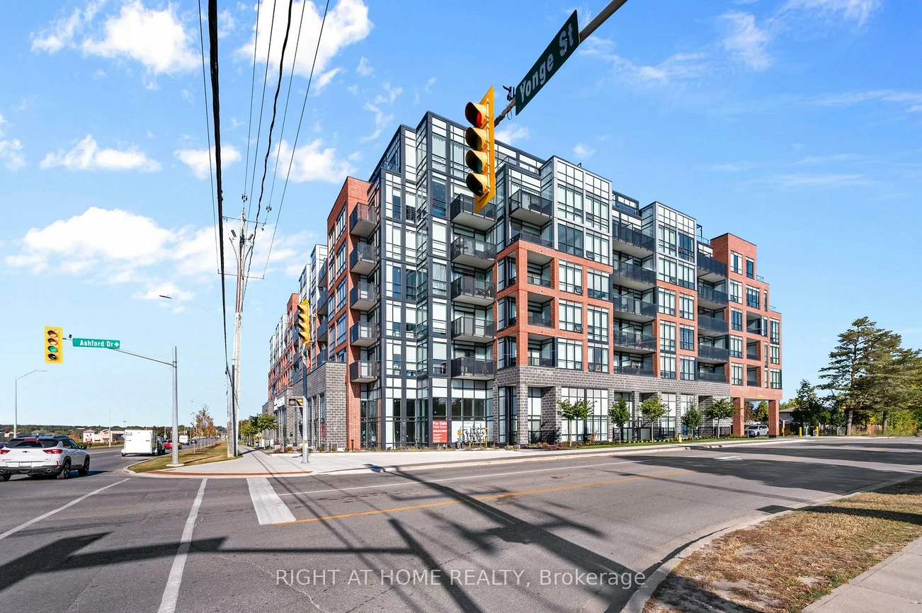 681, Yonge, Painswick South, Barrie