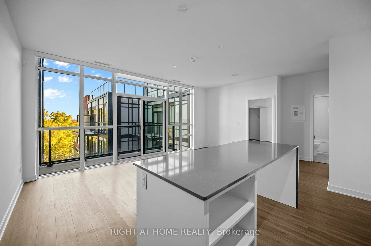 681, Yonge, Painswick South, Barrie