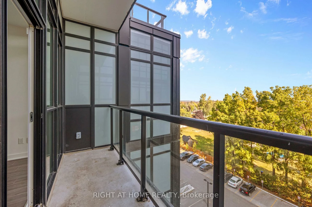 681, Yonge, Painswick South, Barrie