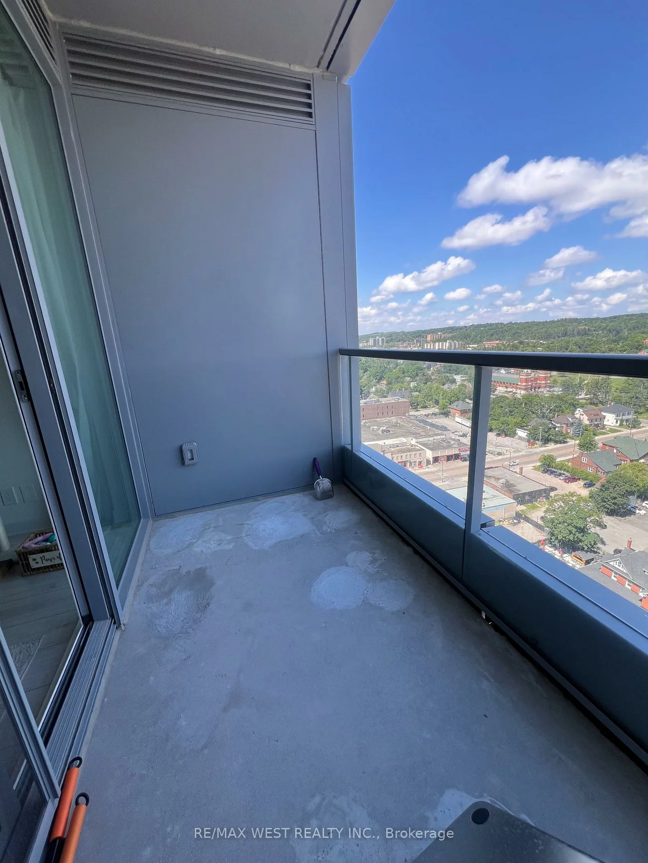 39, Mary, City Centre, Barrie