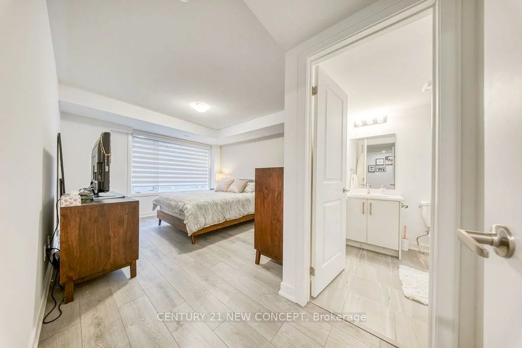 32, Magnolia, Innis-Shore, Barrie