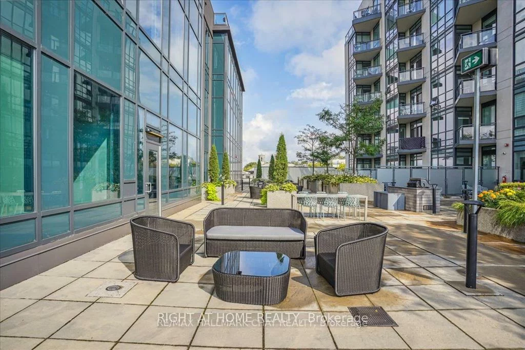 111, Worsley, City Centre, Barrie