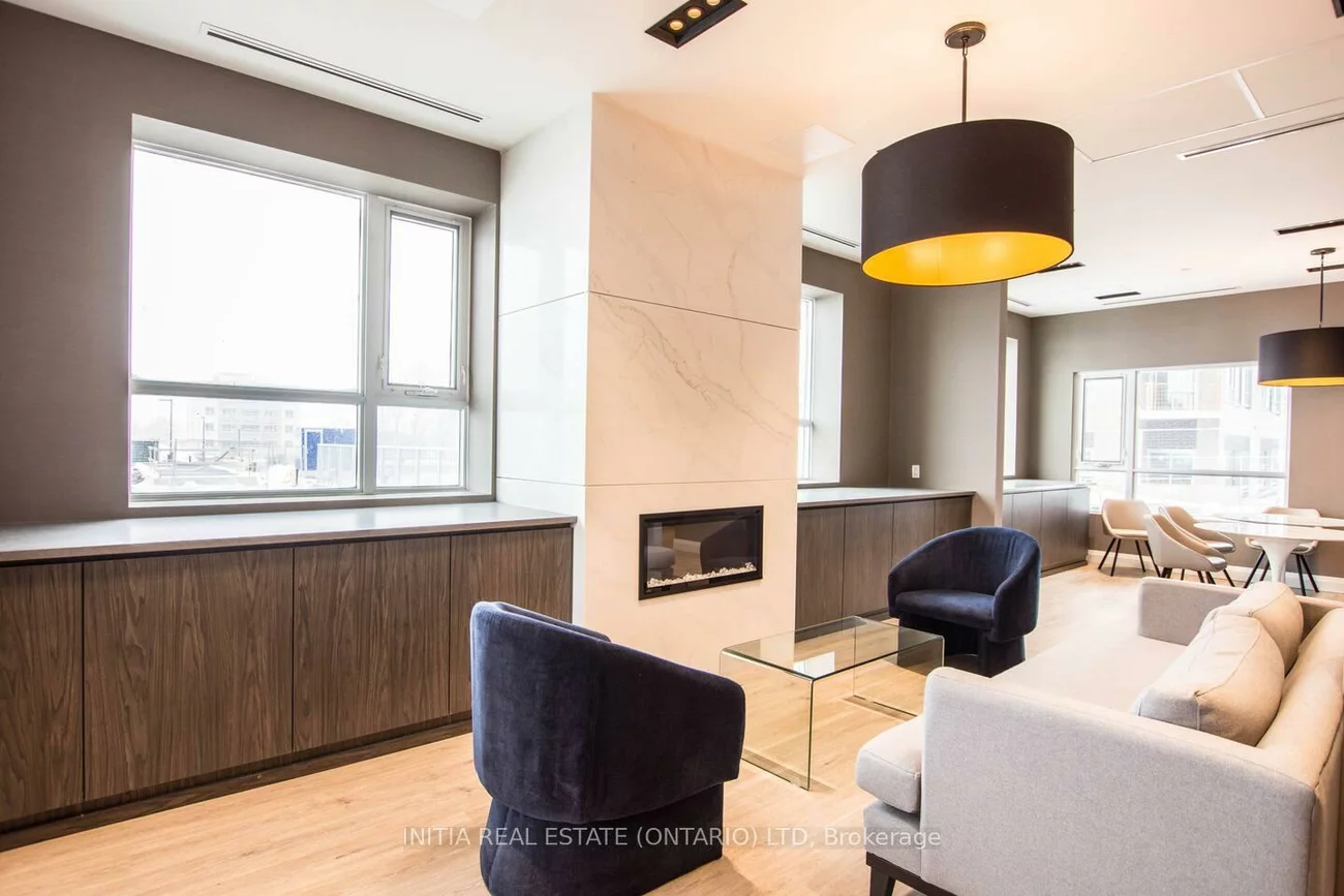 58, Lakeside (SHARED-KITCHEN), Little Lake, Barrie