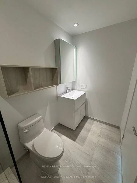 39, Mary, City Centre, Barrie