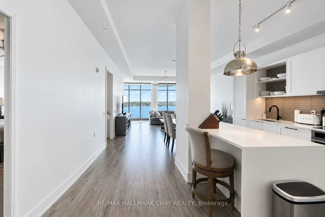 185, Dunlop, Lakeshore, Barrie