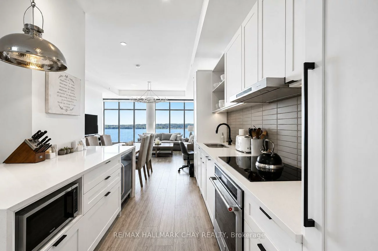 185, Dunlop, Lakeshore, Barrie