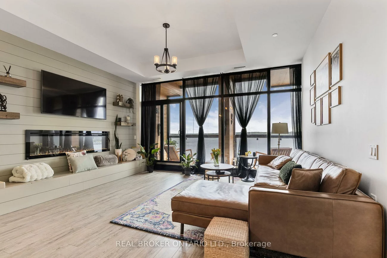 185, Dunlop, Lakeshore, Barrie