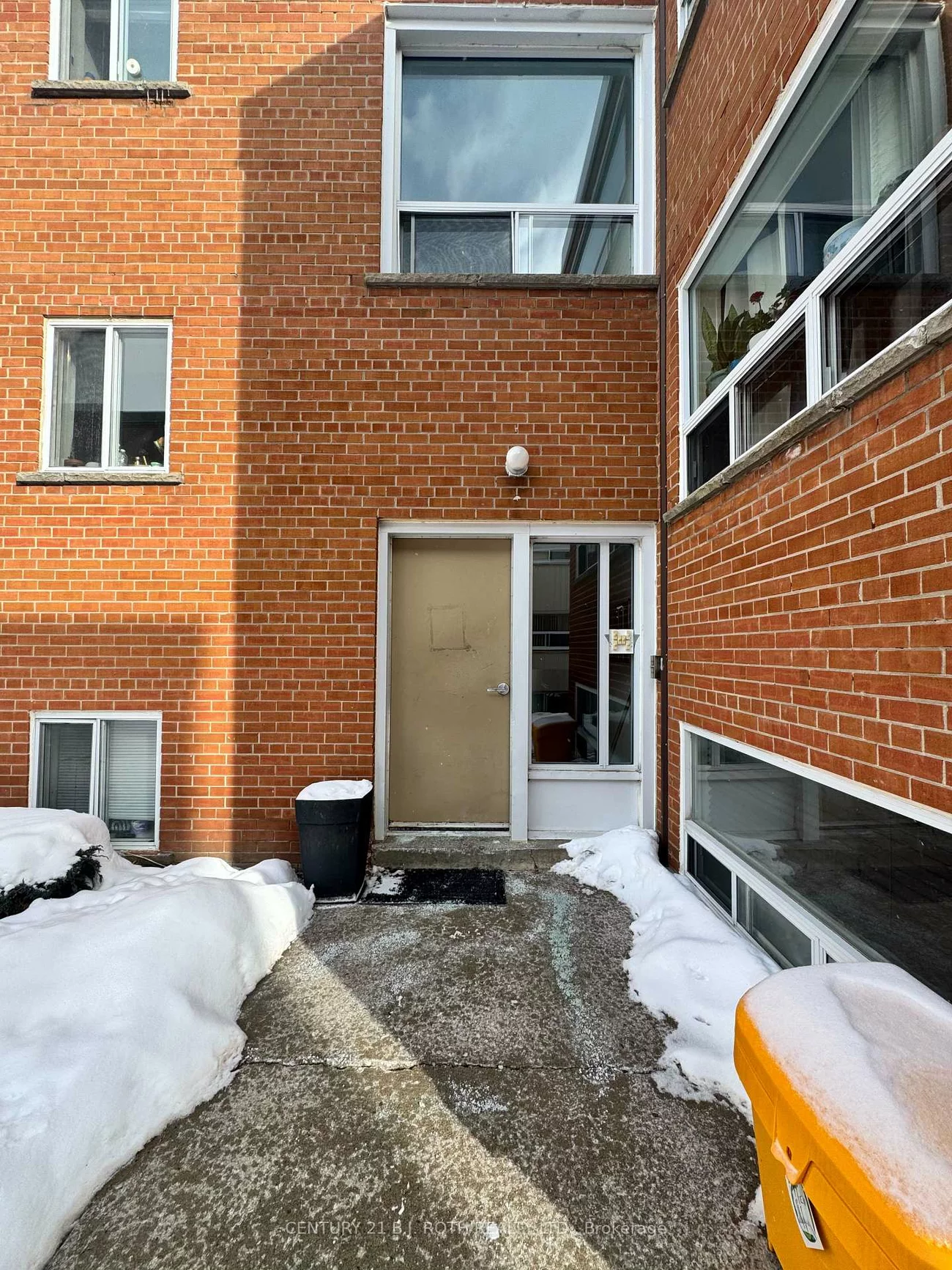 13, Queen, Codrington, Barrie