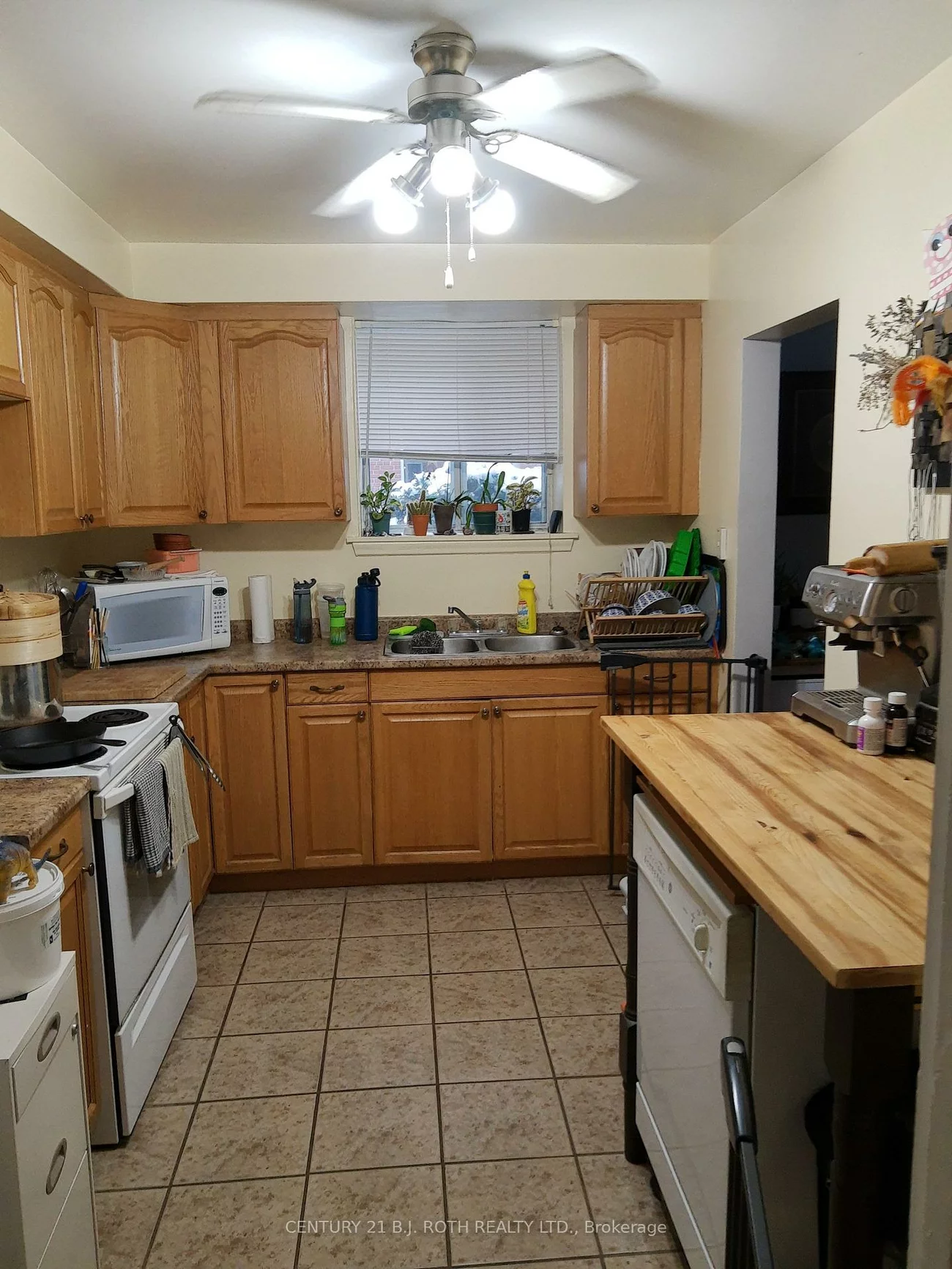 13, Queen, Codrington, Barrie