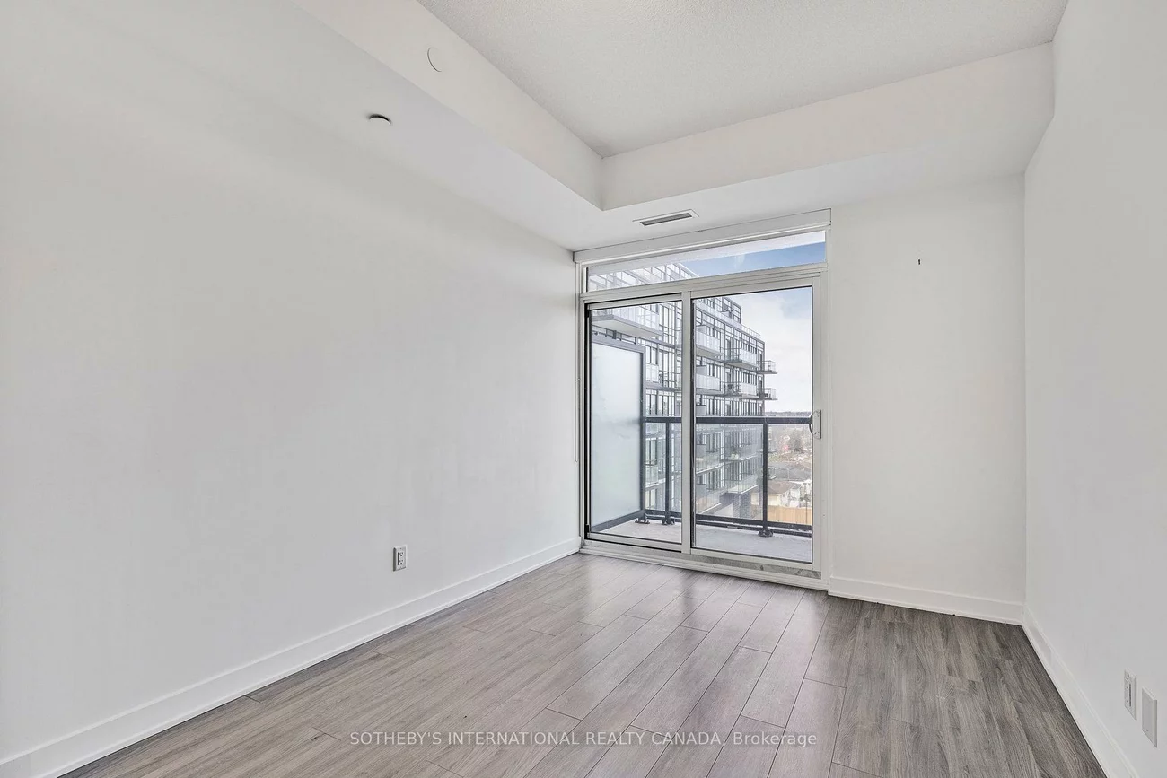 681, Yonge, Painswick South, Barrie