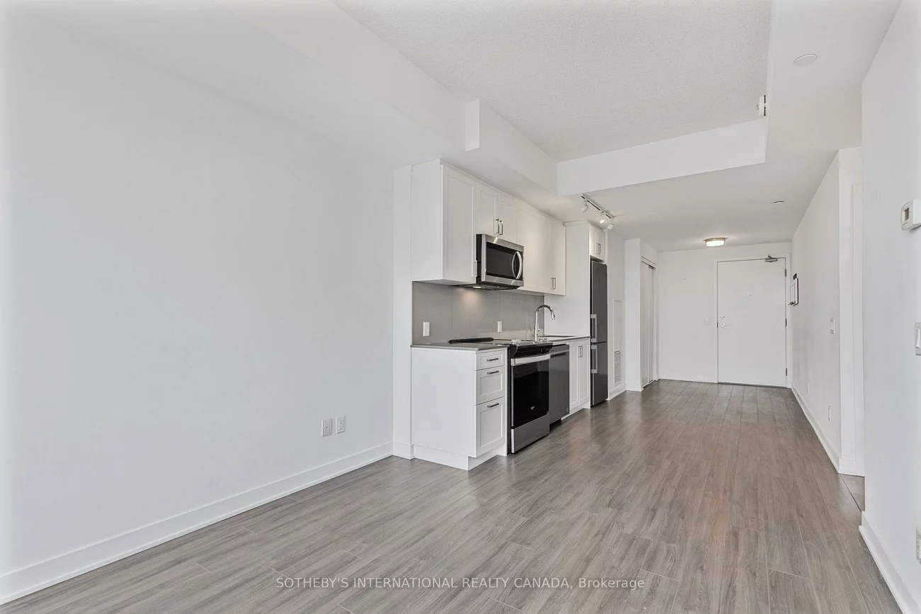 681, Yonge, Painswick South, Barrie