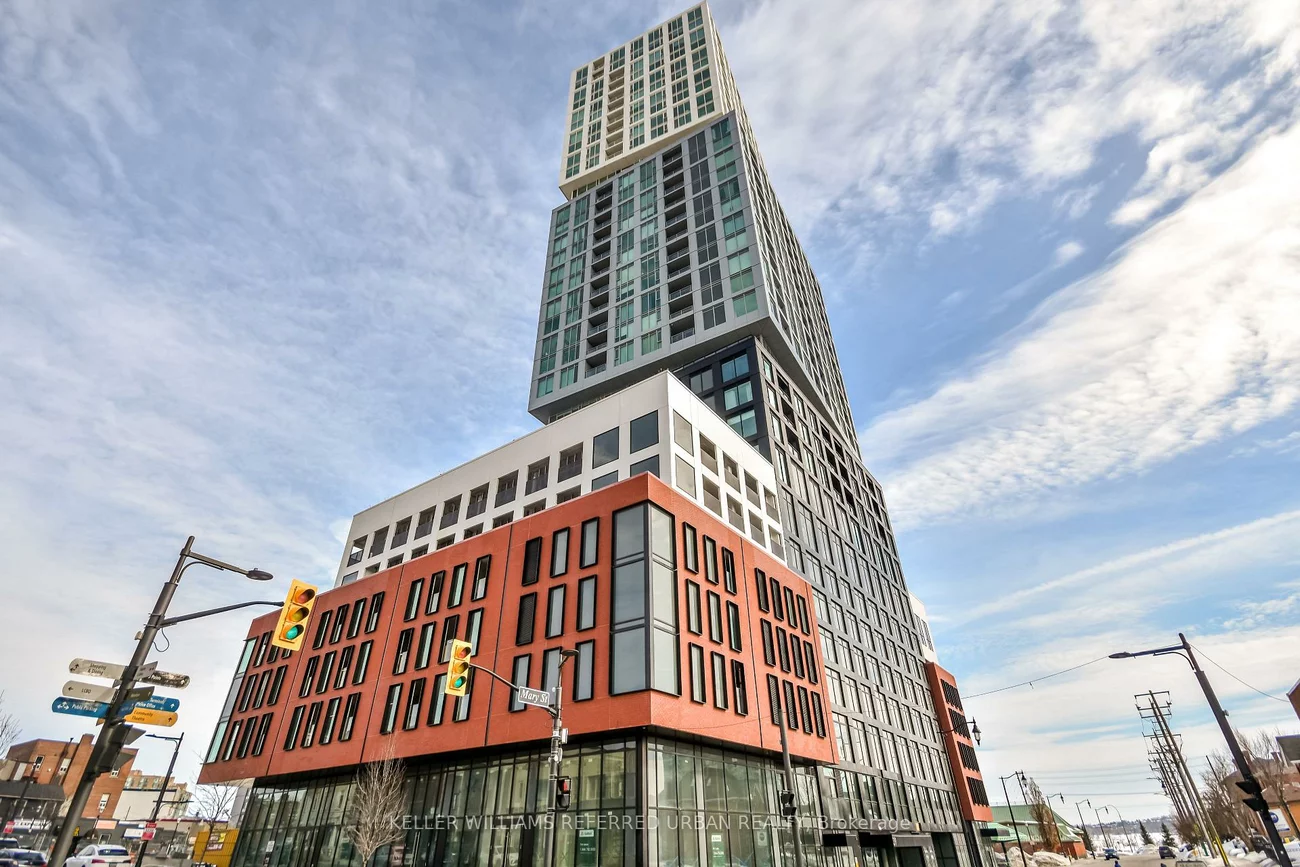 39, Mary, City Centre, Barrie