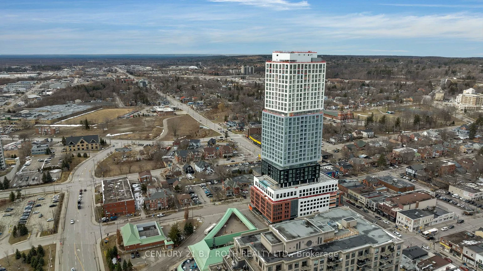 39, Mary, City Centre, Barrie