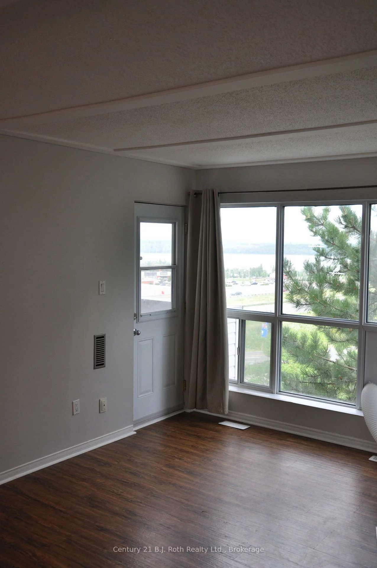 126, Bell Farm, Alliance, Barrie