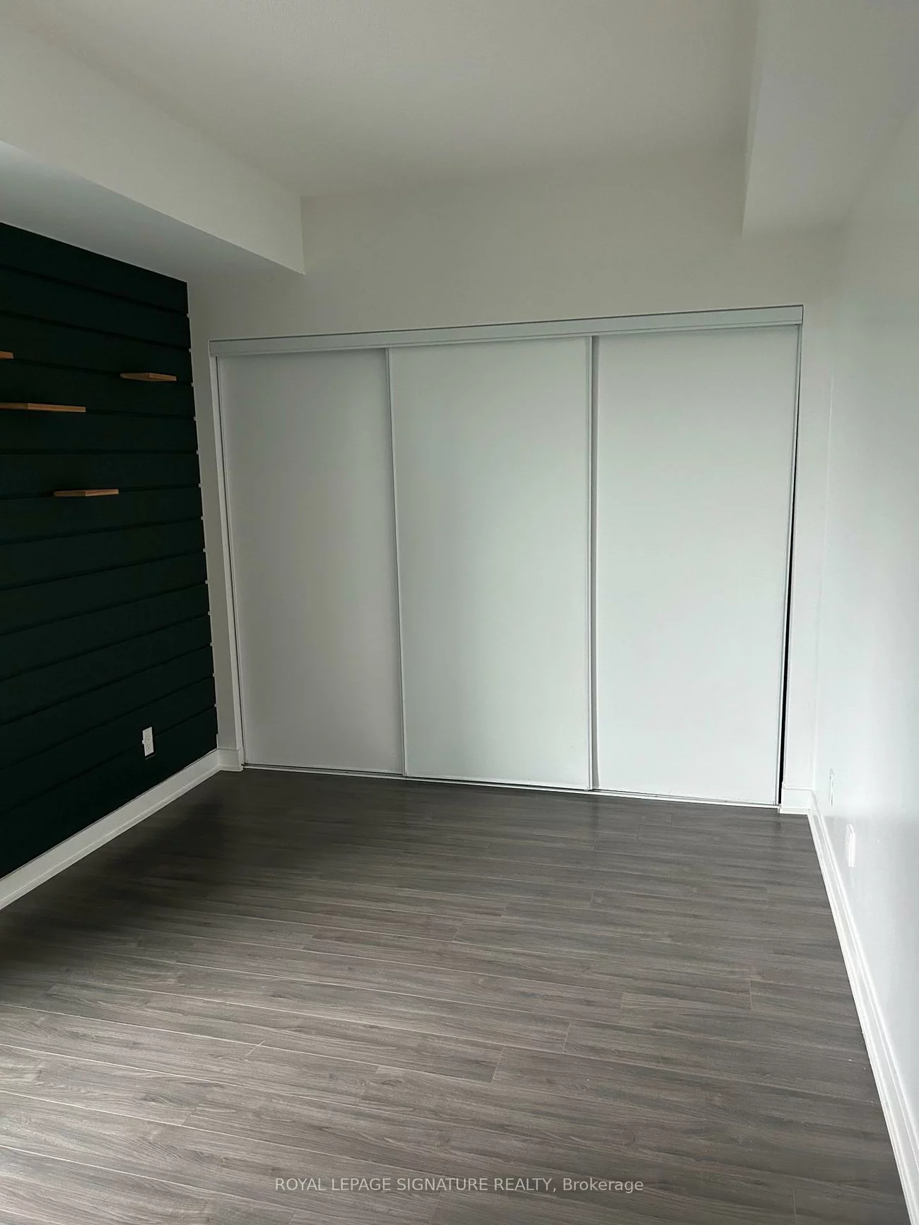 681, Yonge, Painswick North, Barrie
