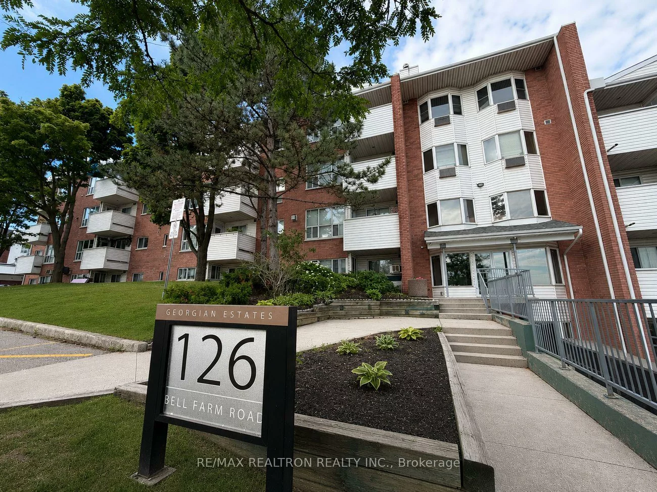 126, Bell Farm, Alliance, Barrie