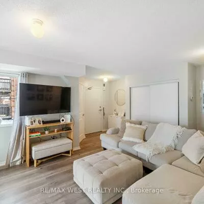 17, Cheltenham, Georgian Drive, Barrie