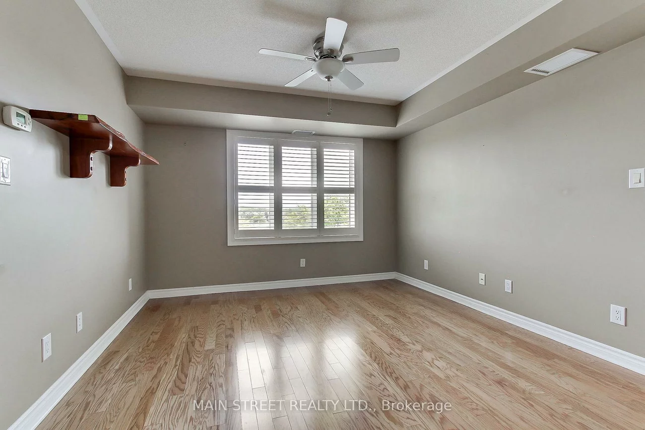 500, Mapleview, Holly, Barrie