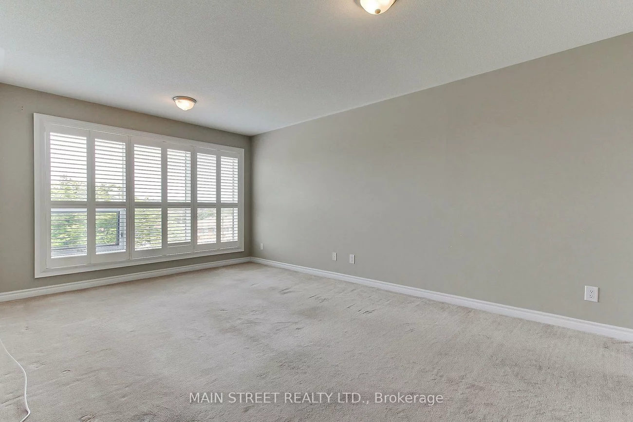 500, Mapleview, Holly, Barrie