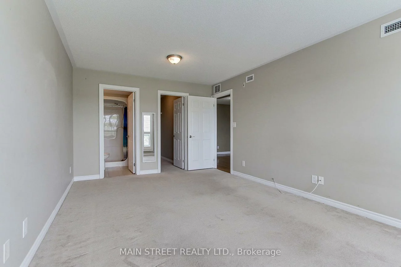 500, Mapleview, Holly, Barrie