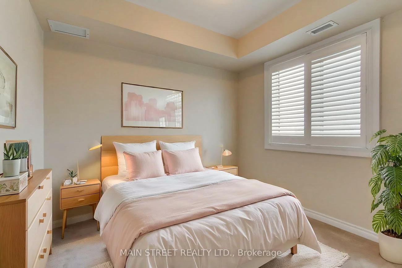 500, Mapleview, Holly, Barrie