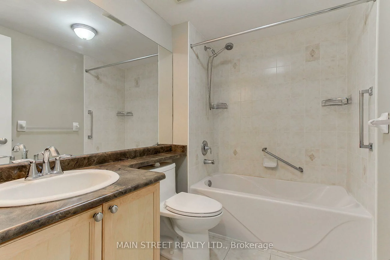 500, Mapleview, Holly, Barrie