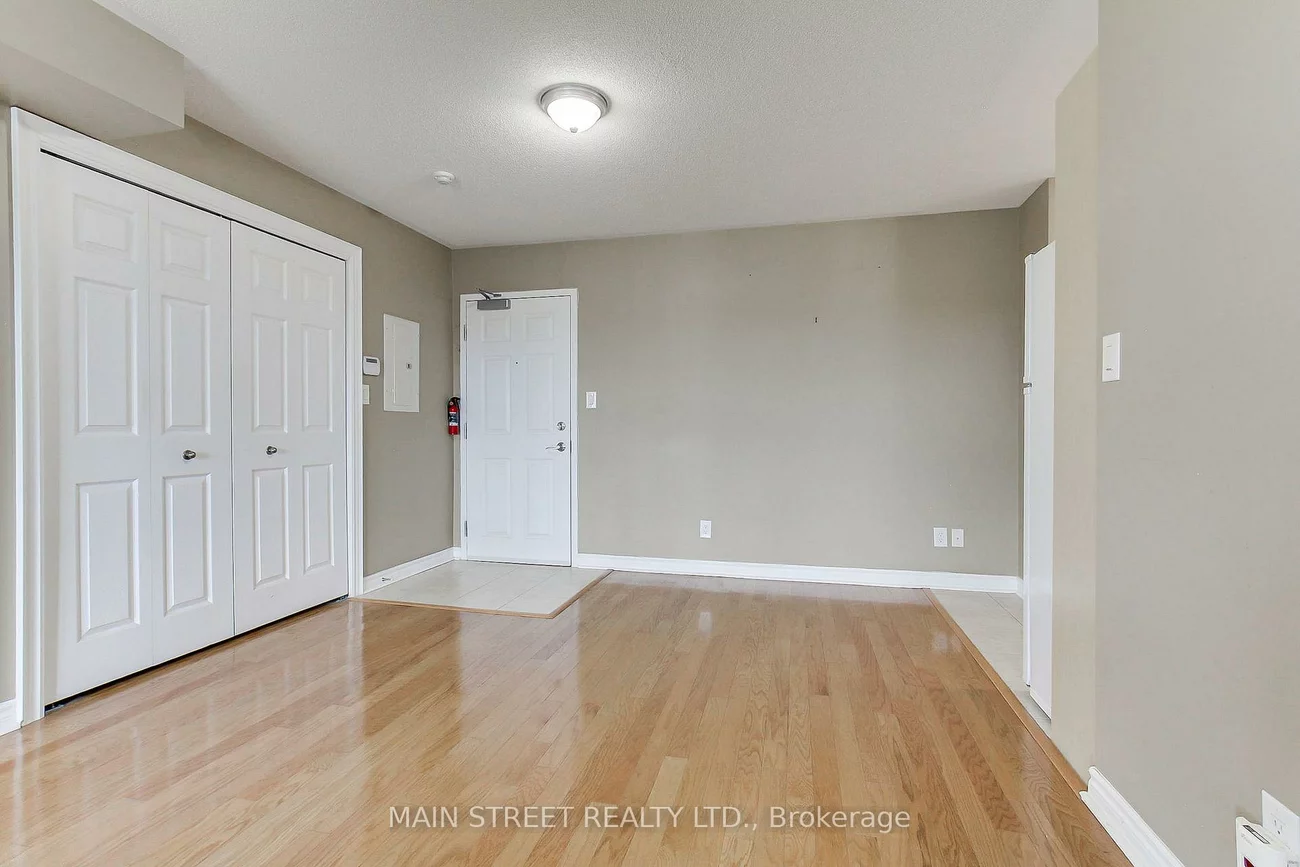 500, Mapleview, Holly, Barrie