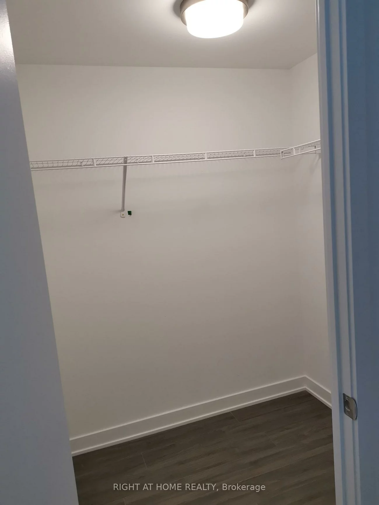 681, YONGE, Painswick South, Barrie