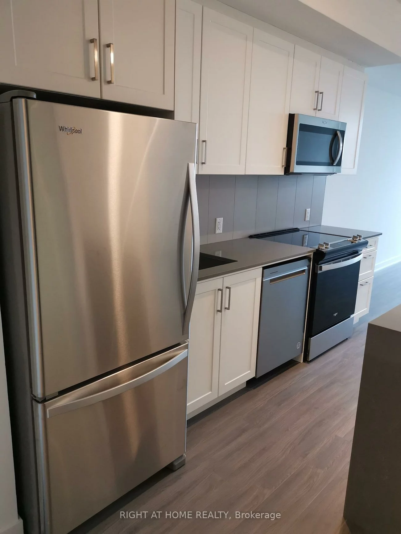 681, YONGE, Painswick South, Barrie