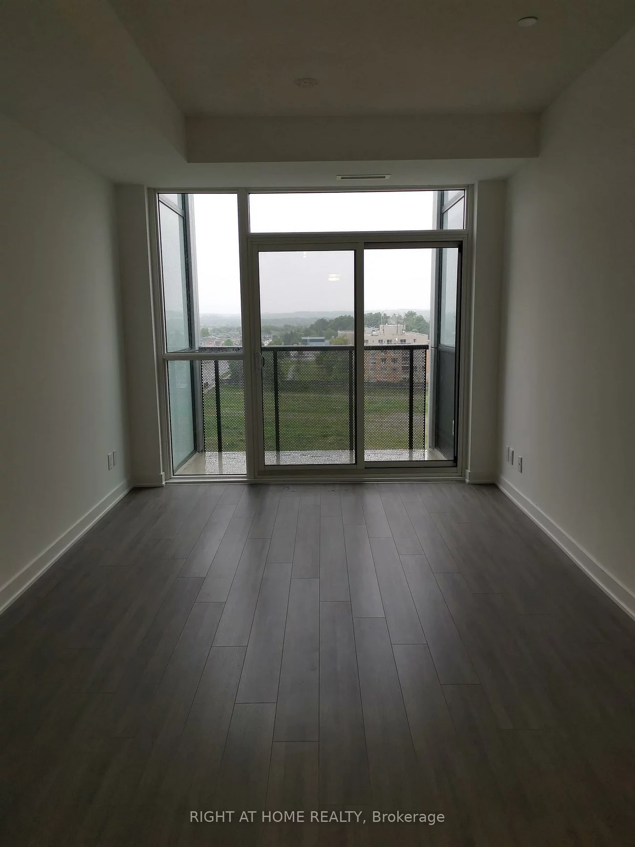681, YONGE, Painswick South, Barrie