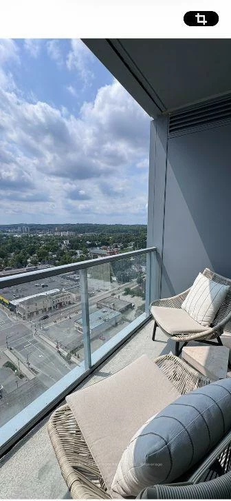 39, Mary, City Centre, Barrie