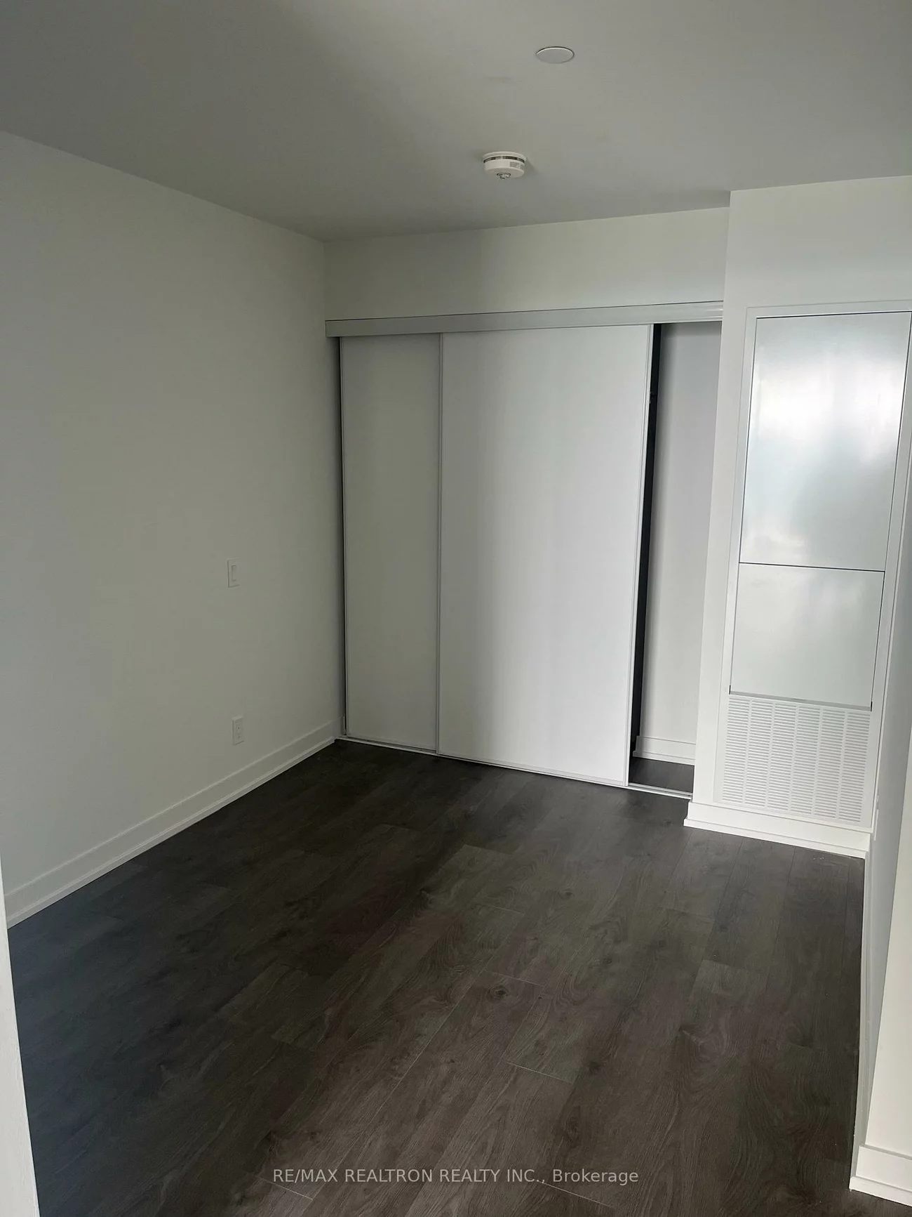 39, Mary, City Centre, Barrie