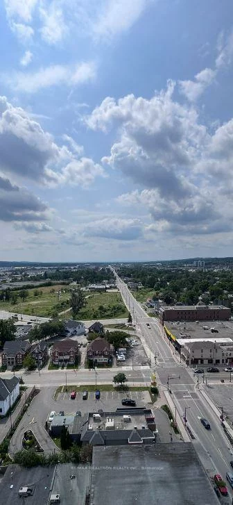 39, Mary, City Centre, Barrie