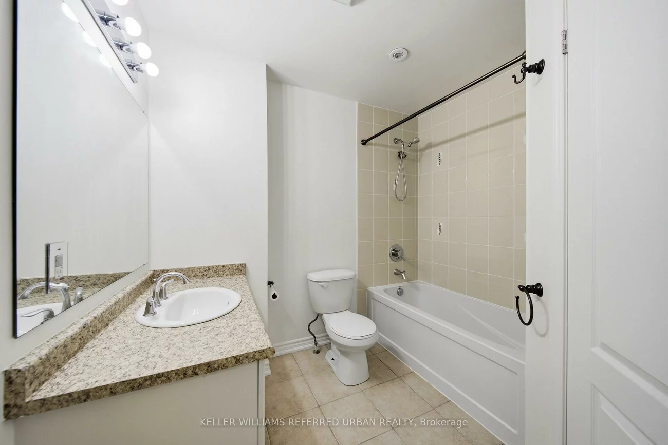 46, Southwoods, Holly, Barrie