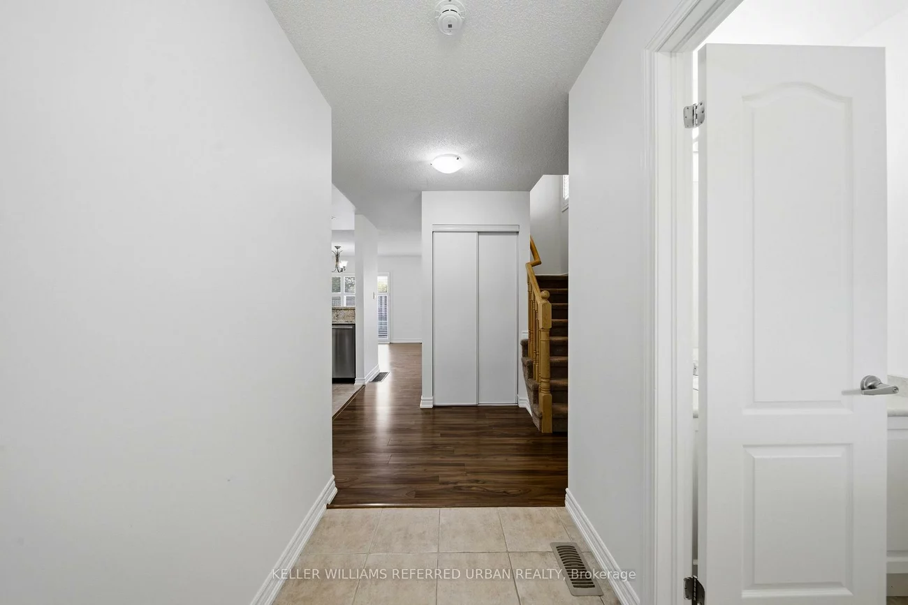 46, Southwoods, Holly, Barrie