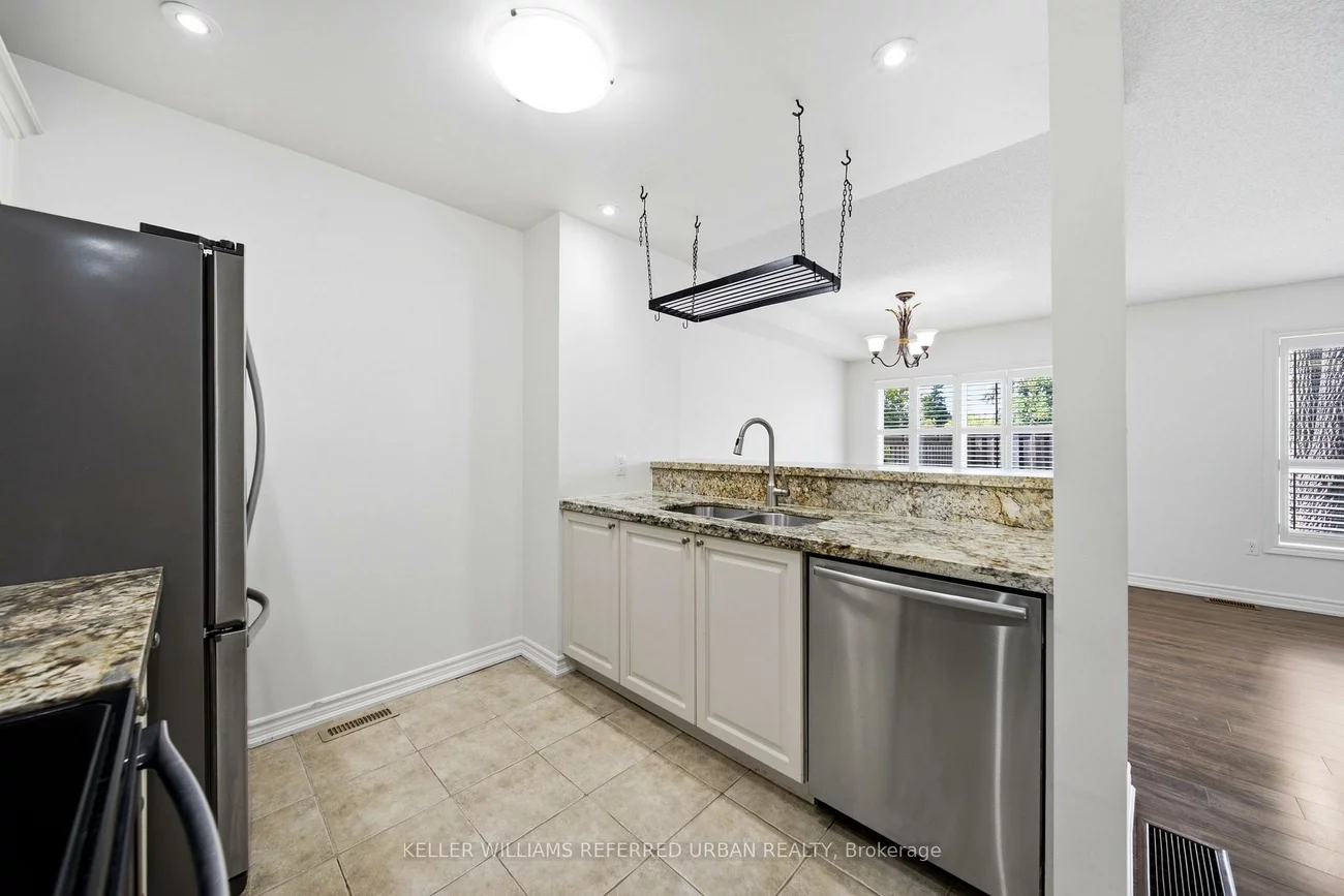 46, Southwoods, Holly, Barrie