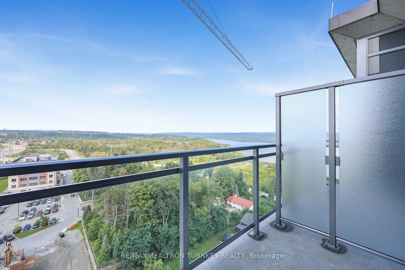 56, Lakeside, Little Lake, Barrie